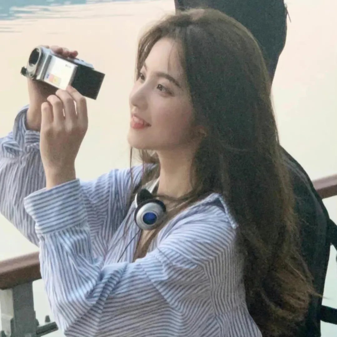 觉醒小妹崇拜系统